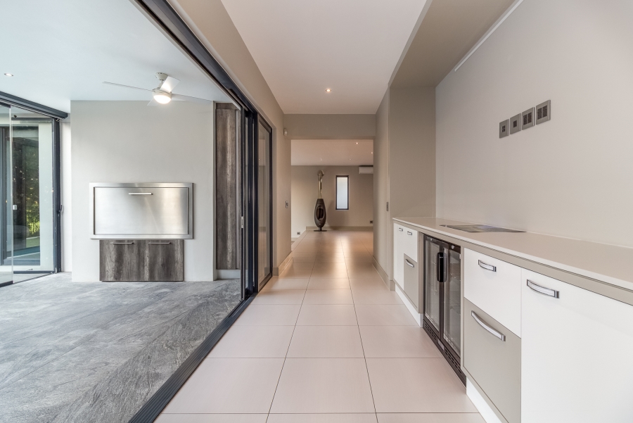 4 Bedroom Property for Sale in Pearl Valley at Val de Vie Western Cape